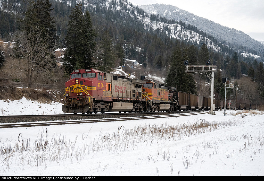 BNSF 4706